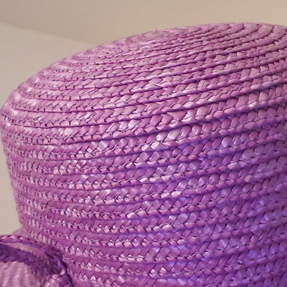 Make me an offer!👀🌟💥 Beautiful sharp Straw hat - Picture 3 of 5